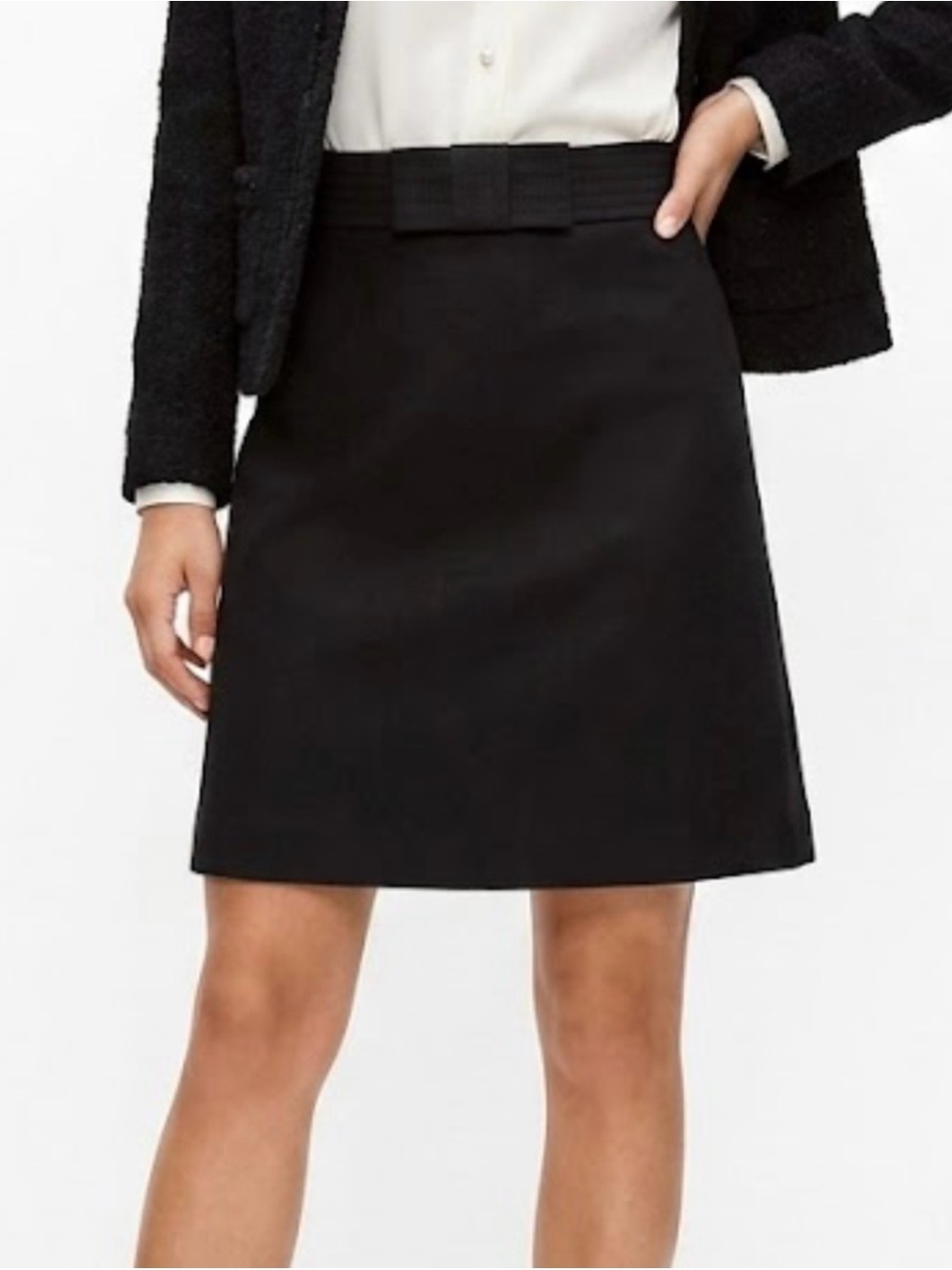 Kate Spade Black Skirt With Front Flat Bow. Size 10. Smart. Chic. Knee Length